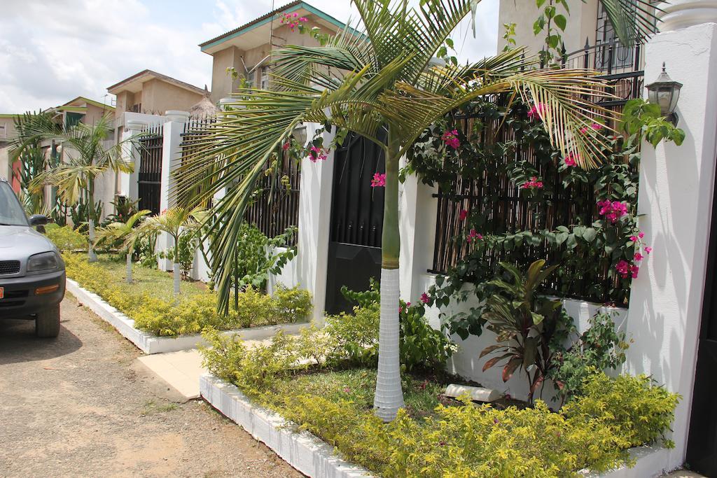 Residences Hotels Sejours Affaires Abiyán Exterior foto